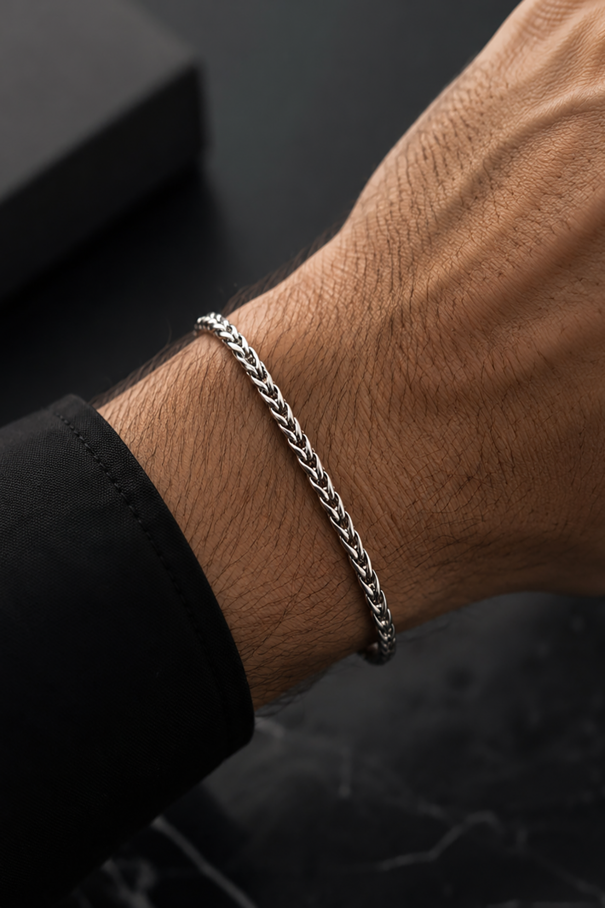 Steel chain bracelet, box link