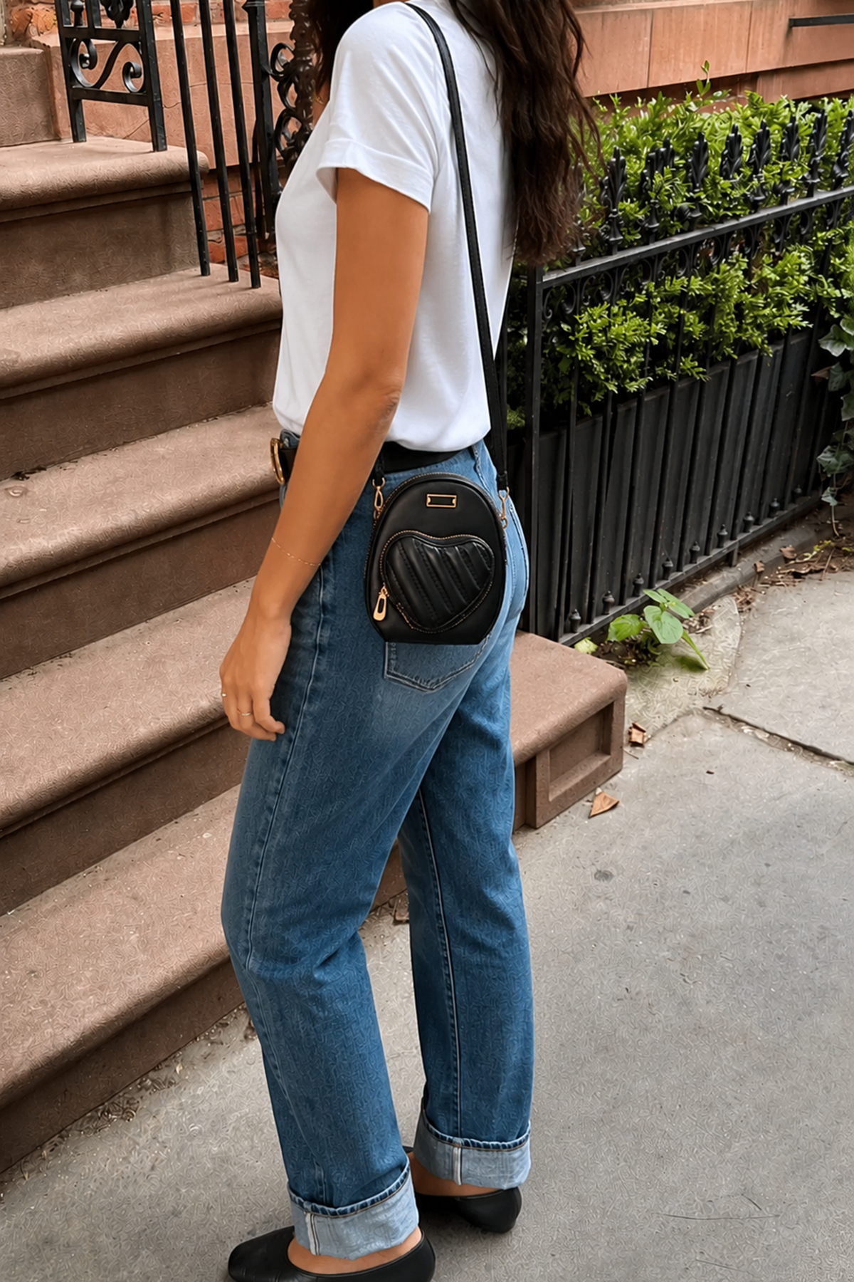 Black leather shoulder bag with wallet